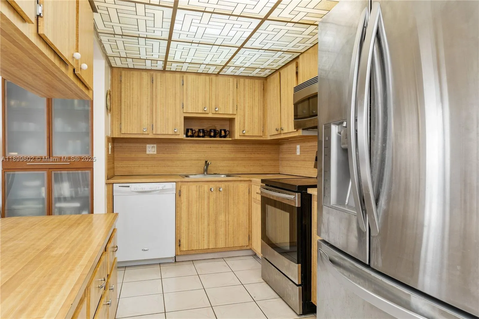 20401 NE 30th Ave, #416-8