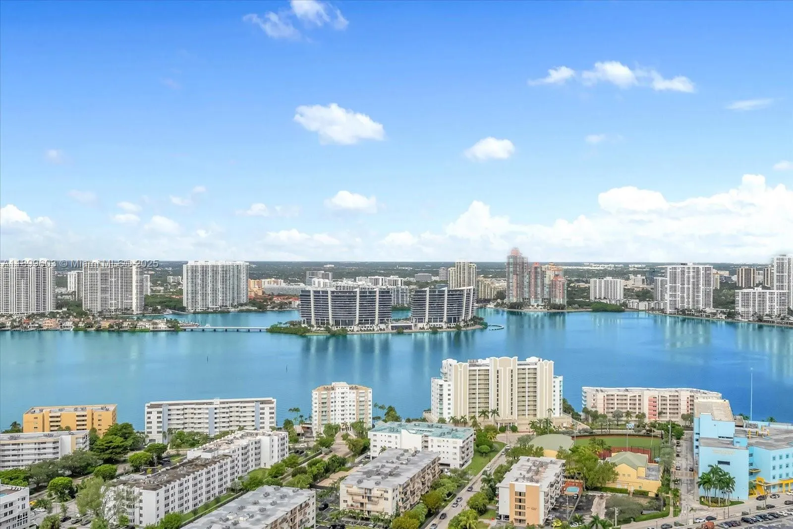 17901 Collins Ave, #3103