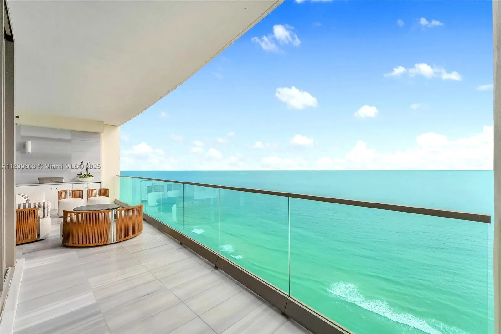 17901 Collins Ave, #3103