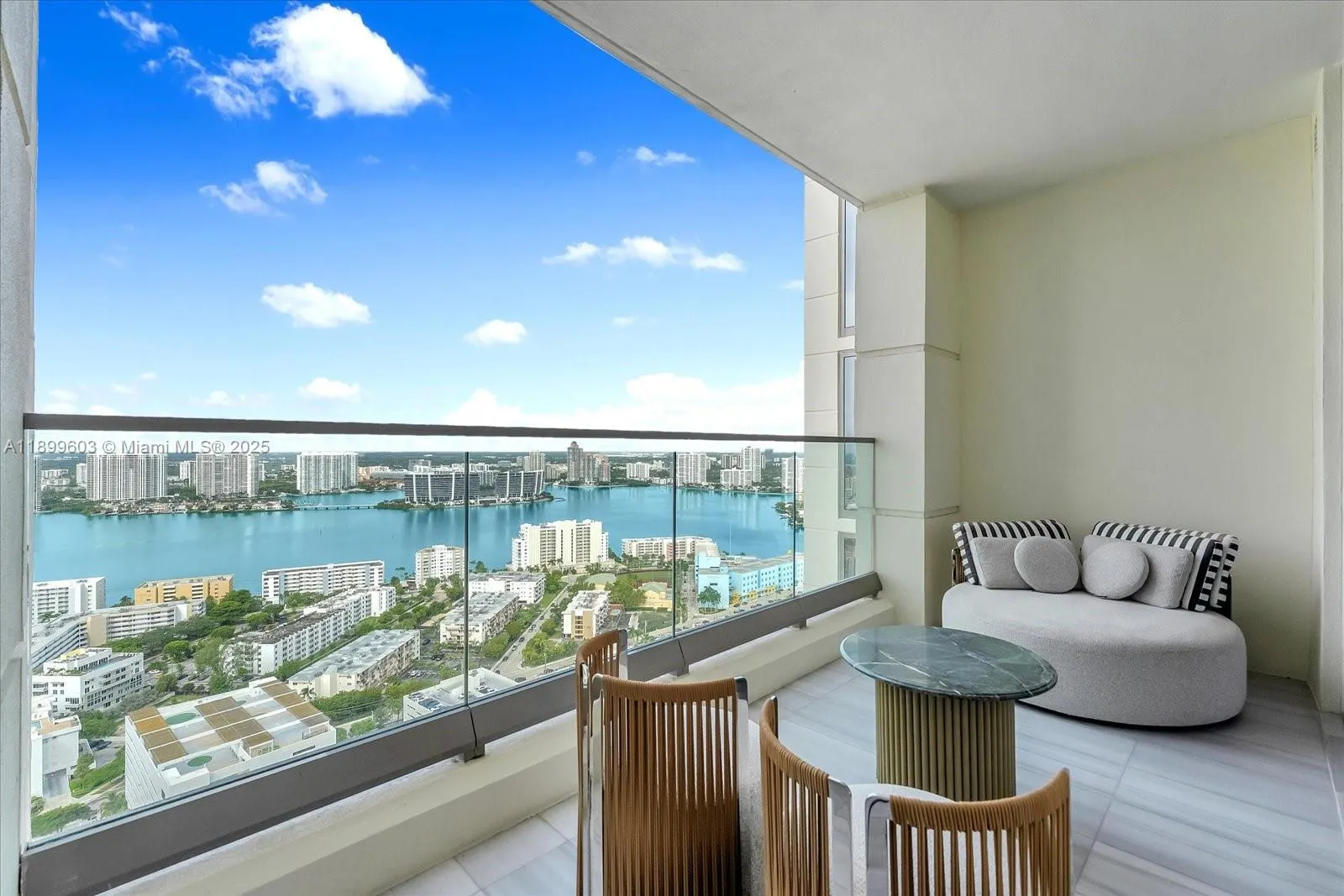 17901 Collins Ave, #3103