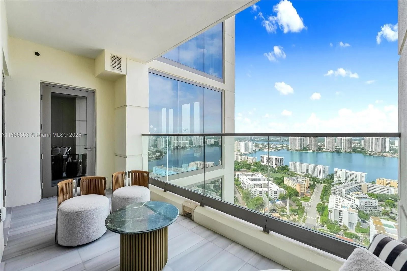 17901 Collins Ave, #3103