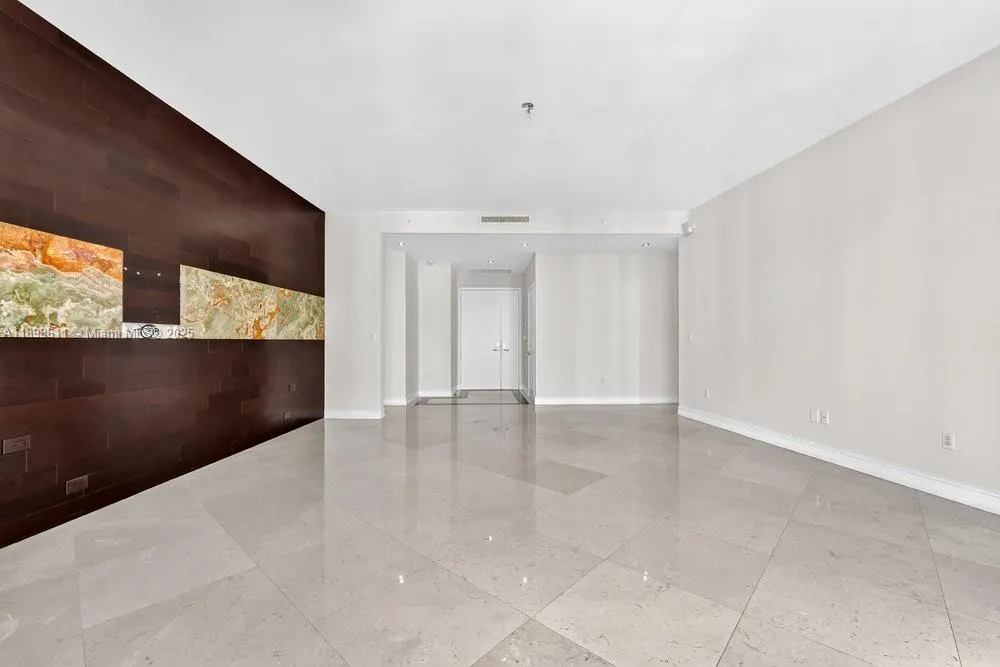 901 Brickell Key Blvd, #3106