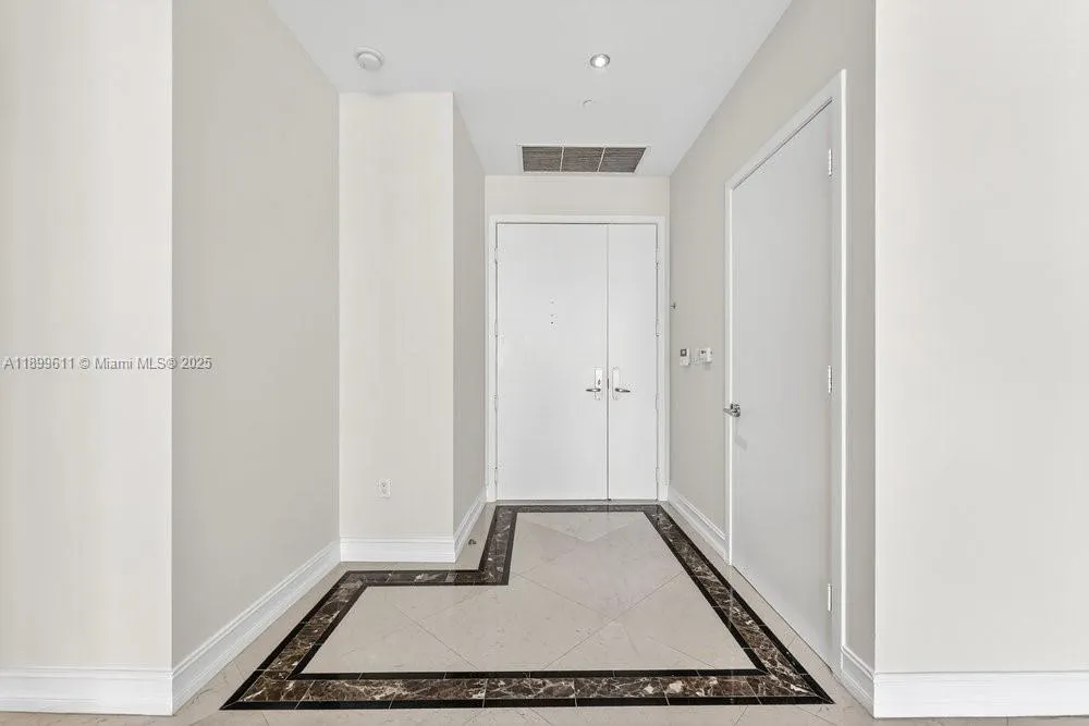 901 Brickell Key Blvd, #3106