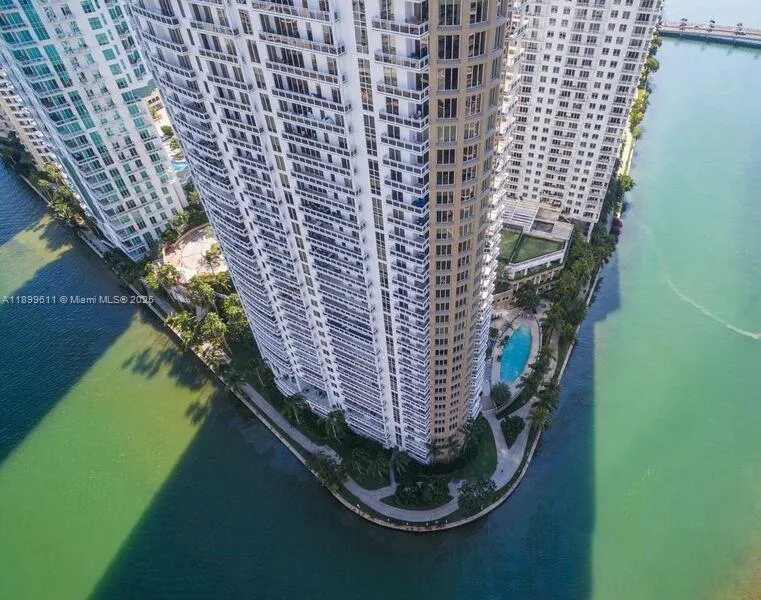 901 Brickell Key Blvd, #3106