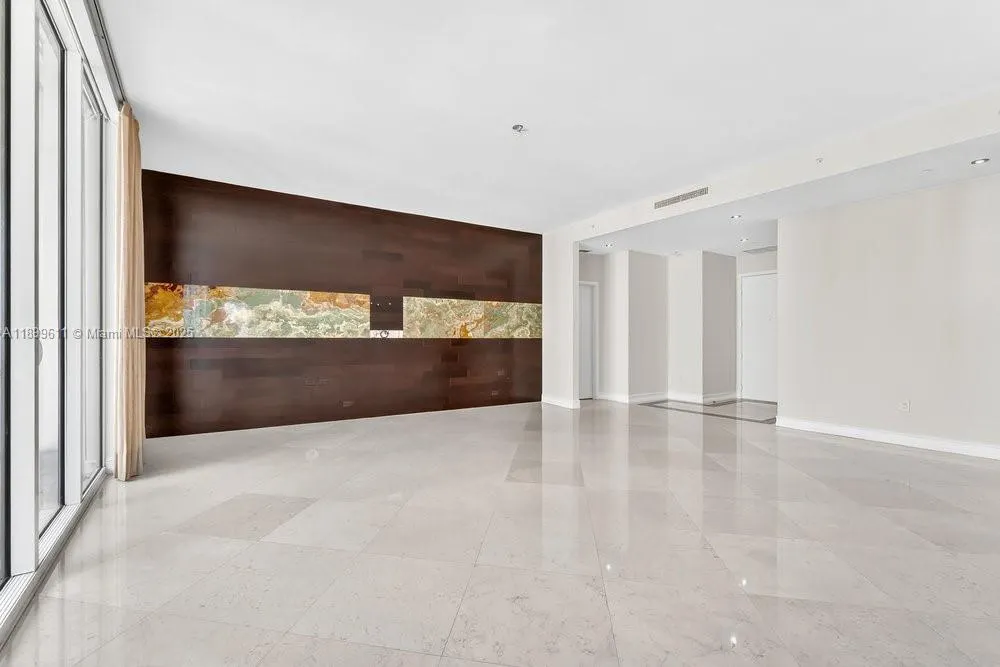 901 Brickell Key Blvd, #3106