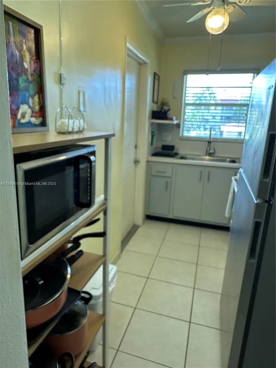 581 Blue Heron Dr, #208-B