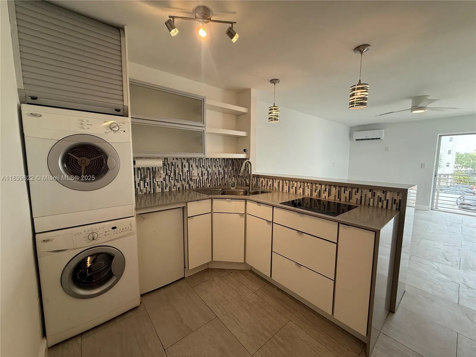 1441 Lincoln Rd, #317