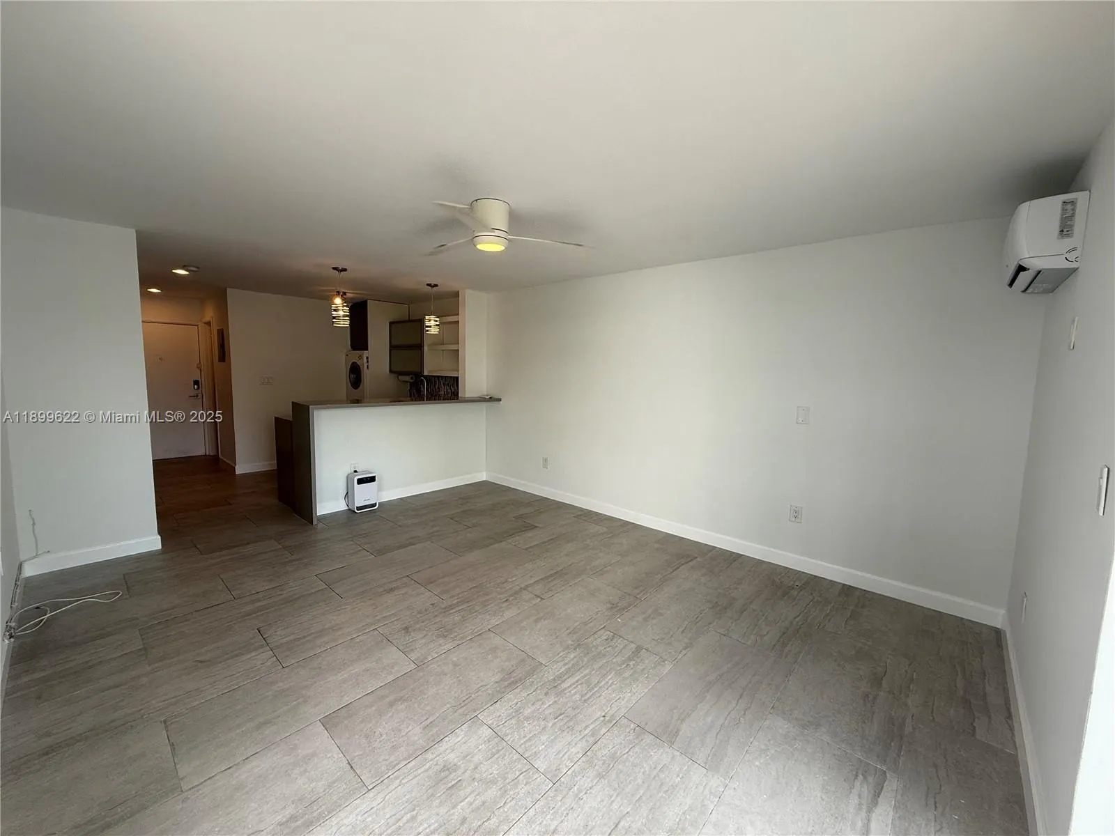 1441 Lincoln Rd, #317