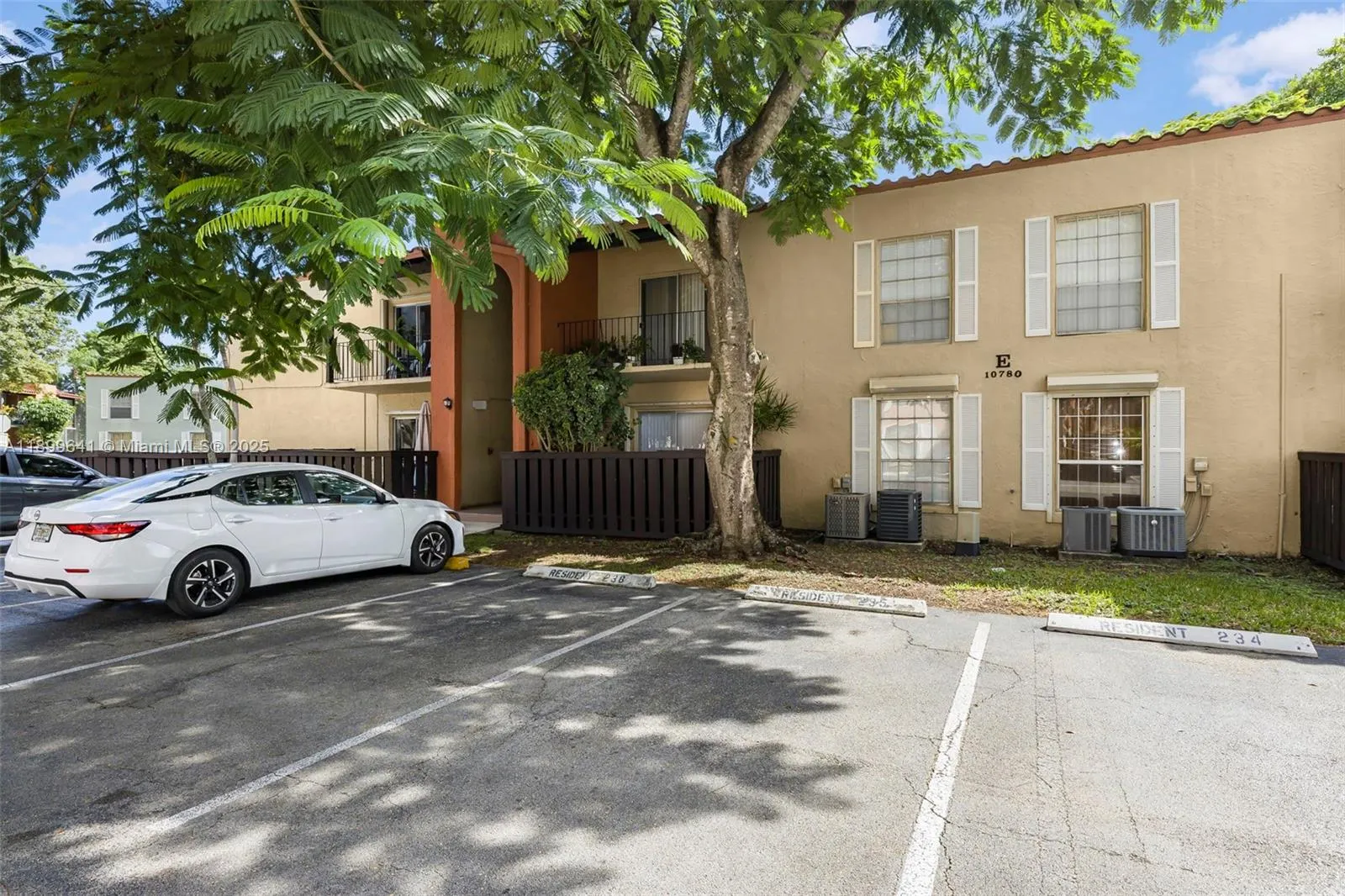 10780 N Kendall Dr, #E11