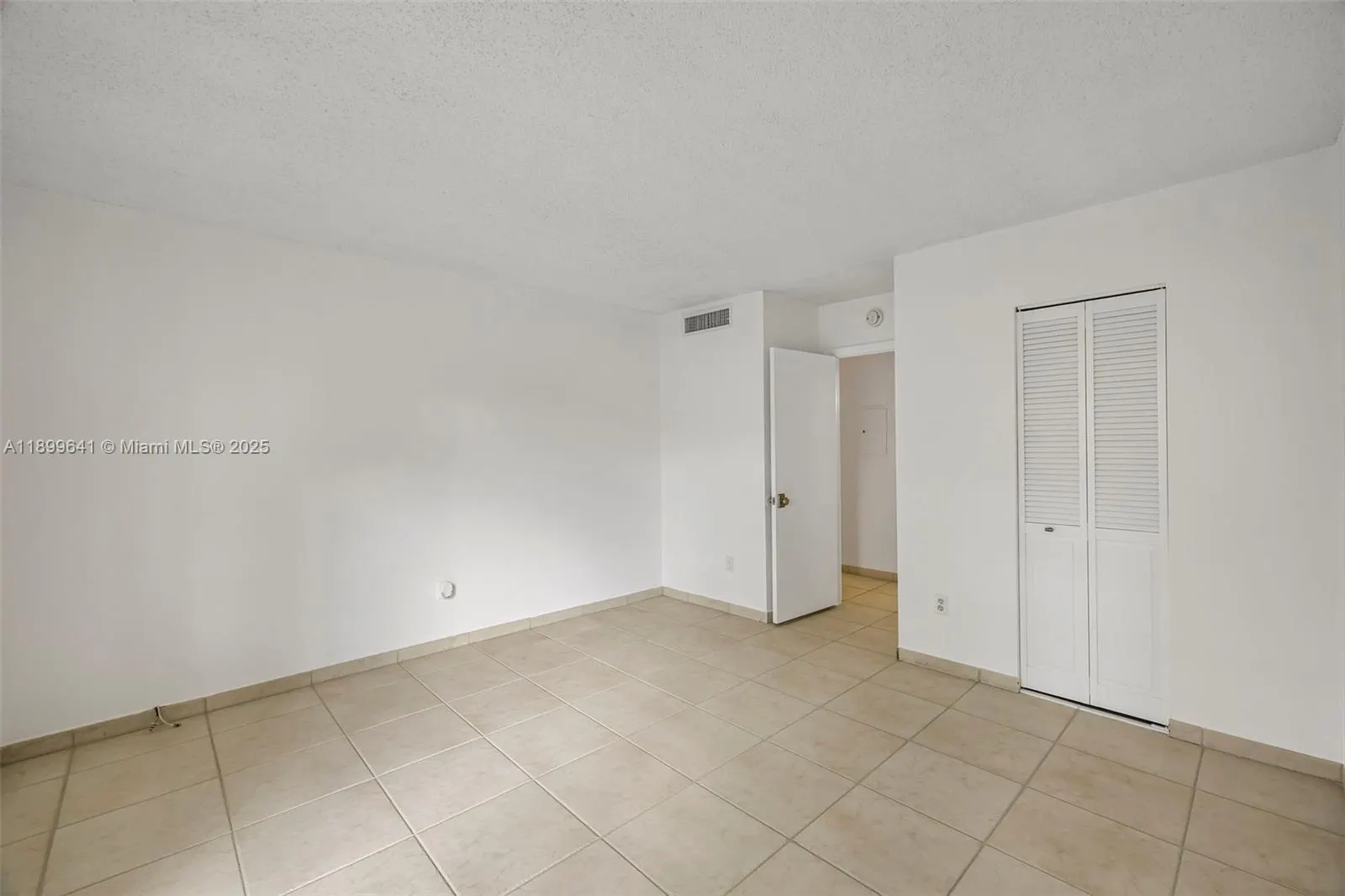 10780 N Kendall Dr, #E11