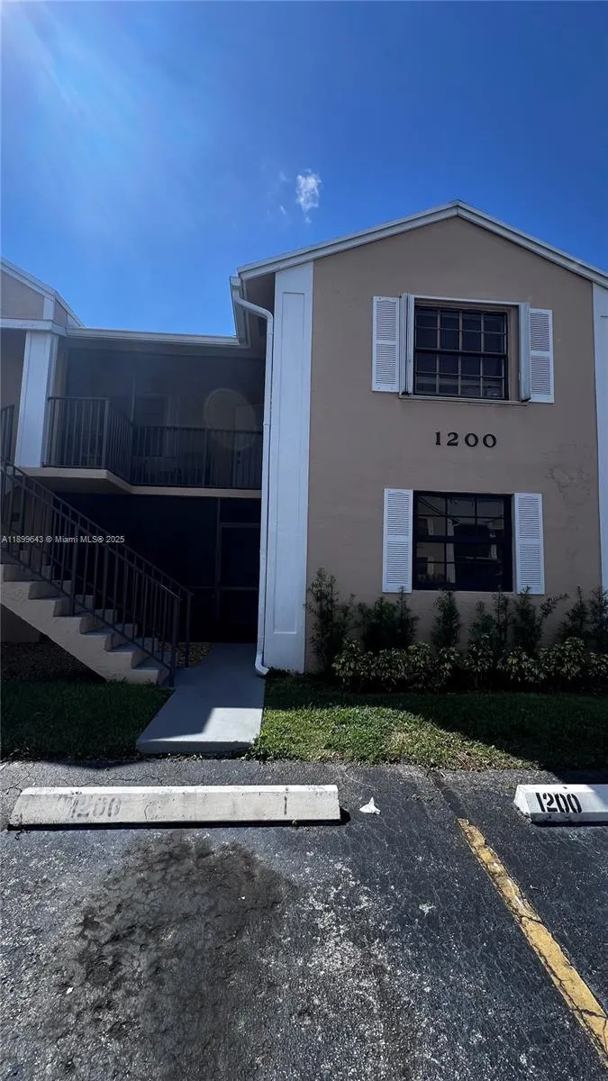 1200 N Liberty Ave, #1200K