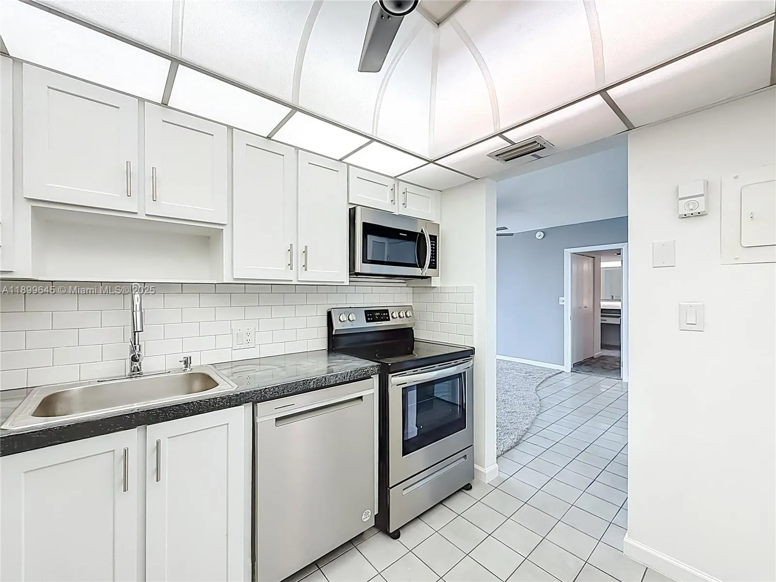 20301 W Country Club Dr, #2428