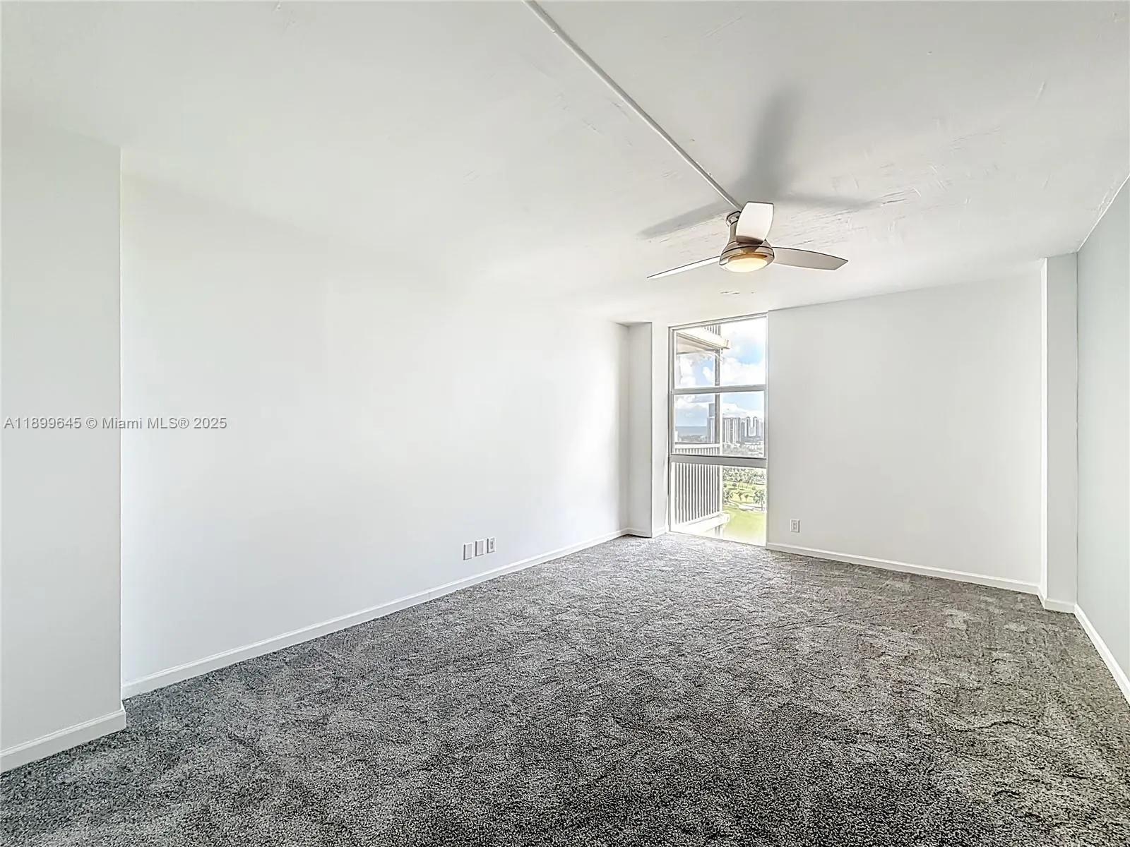 20301 W Country Club Dr, #2428