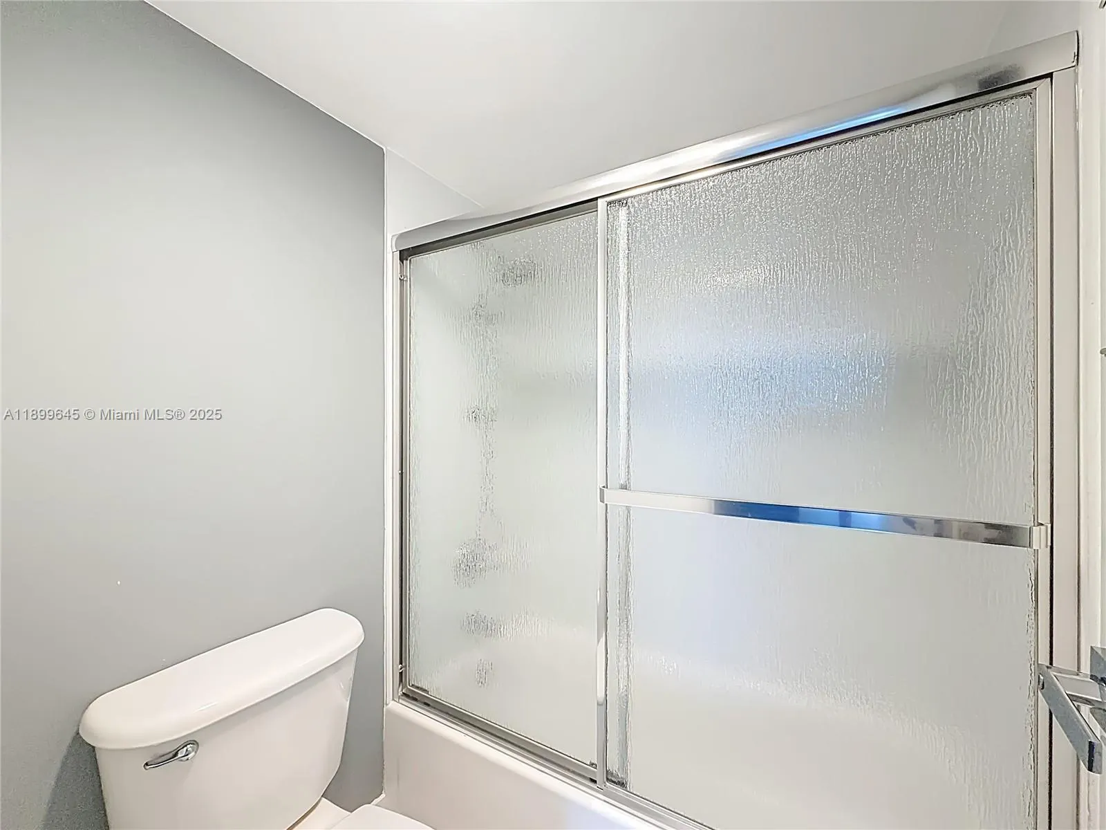 20301 W Country Club Dr, #2428