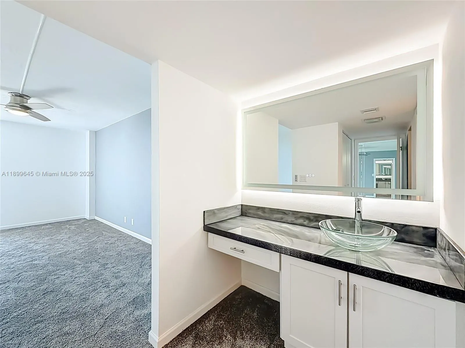 20301 W Country Club Dr, #2428