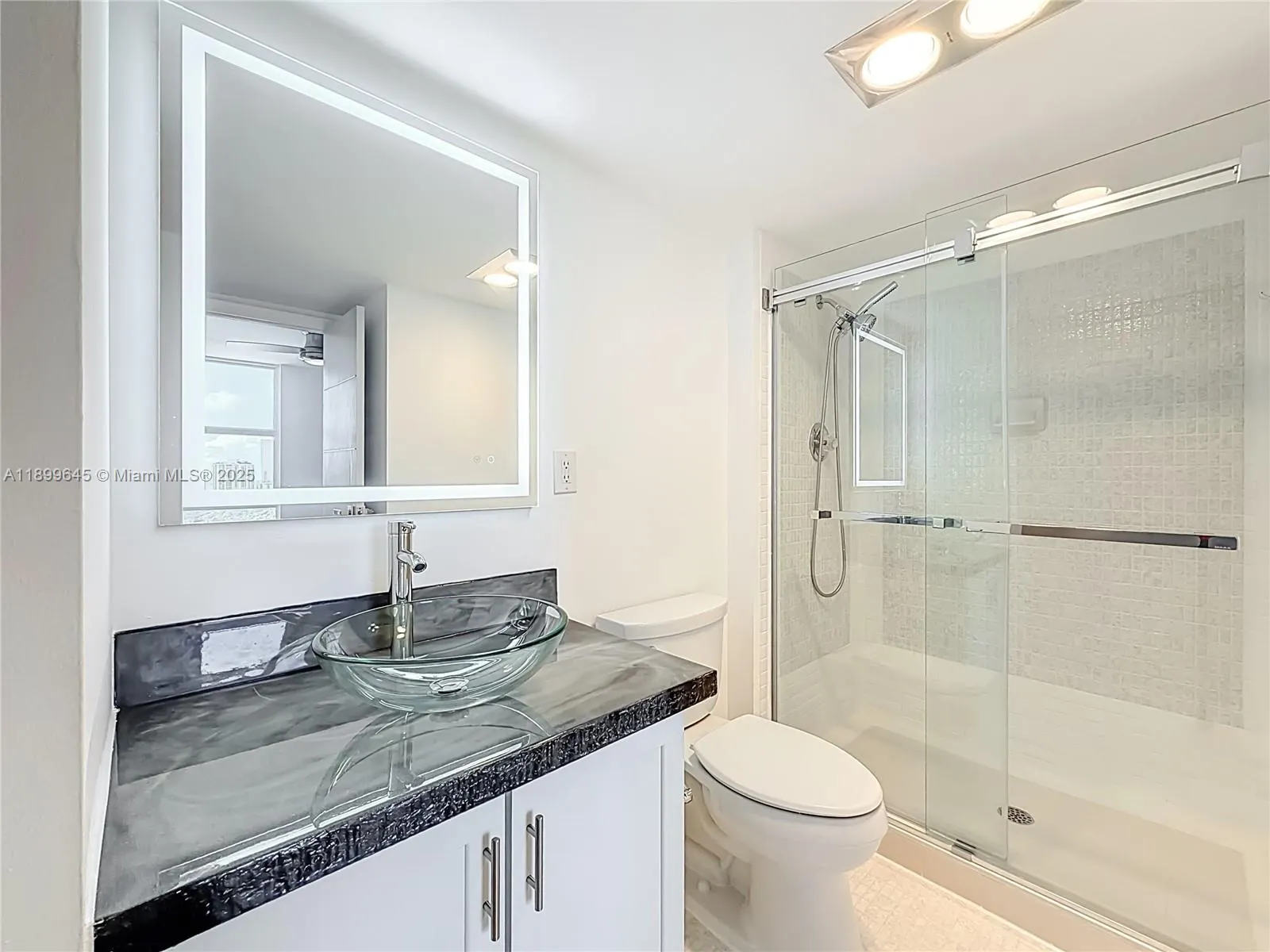 20301 W Country Club Dr, #2428