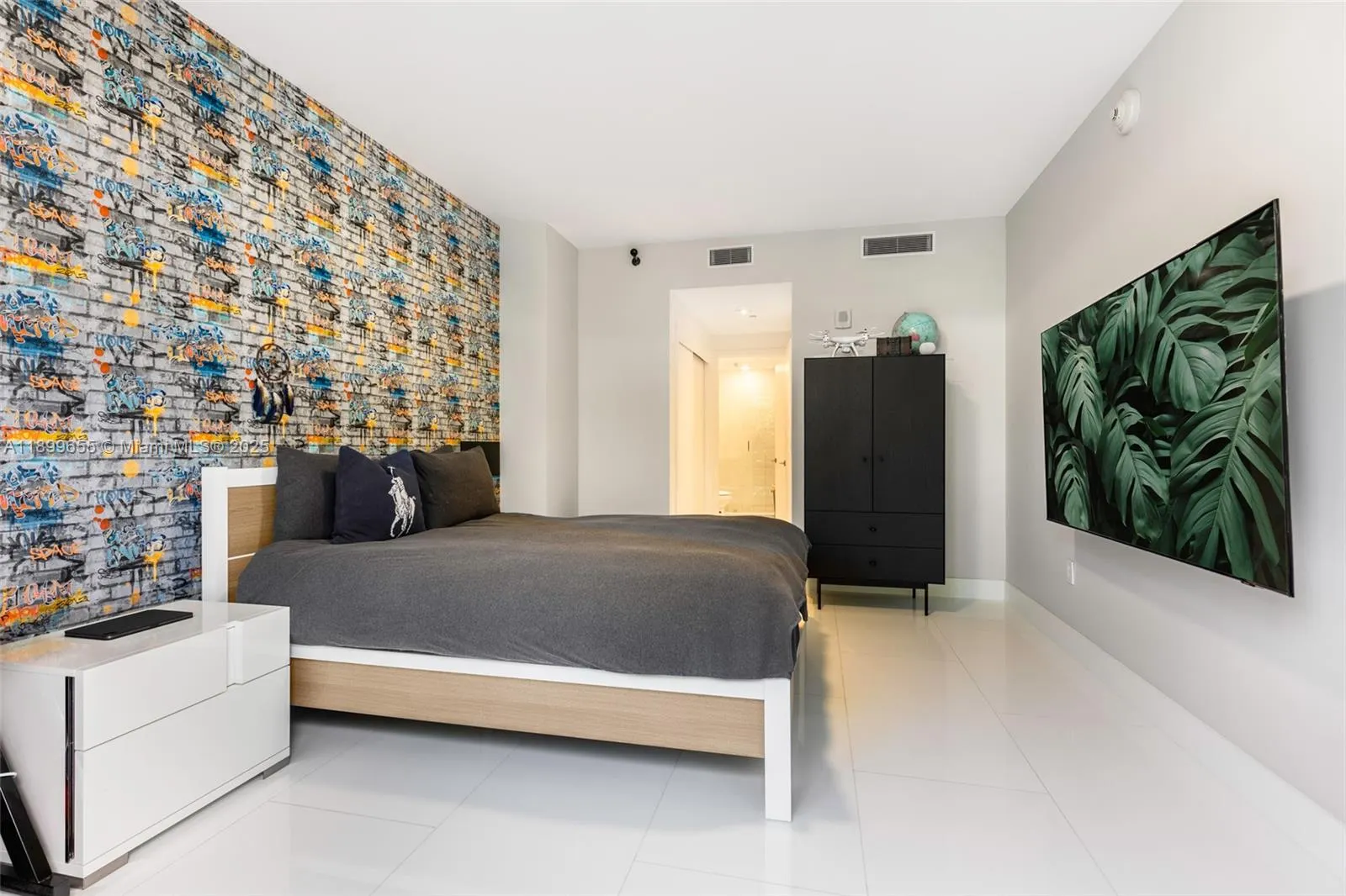 1 Collins Ave, #207