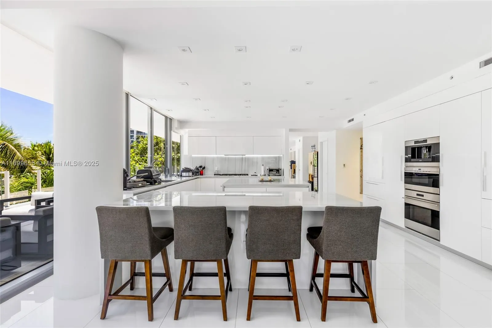 1 Collins Ave, #207