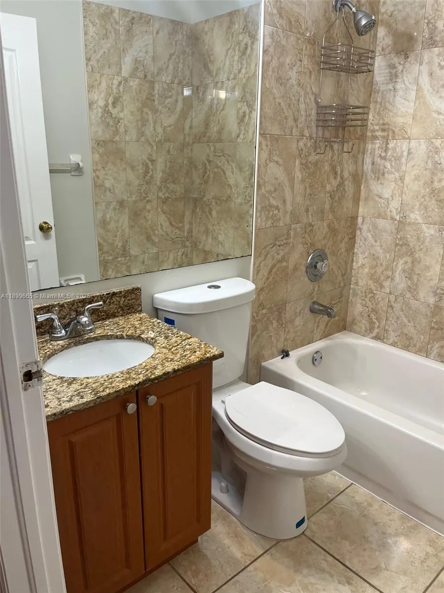 5078 NW 114th Path