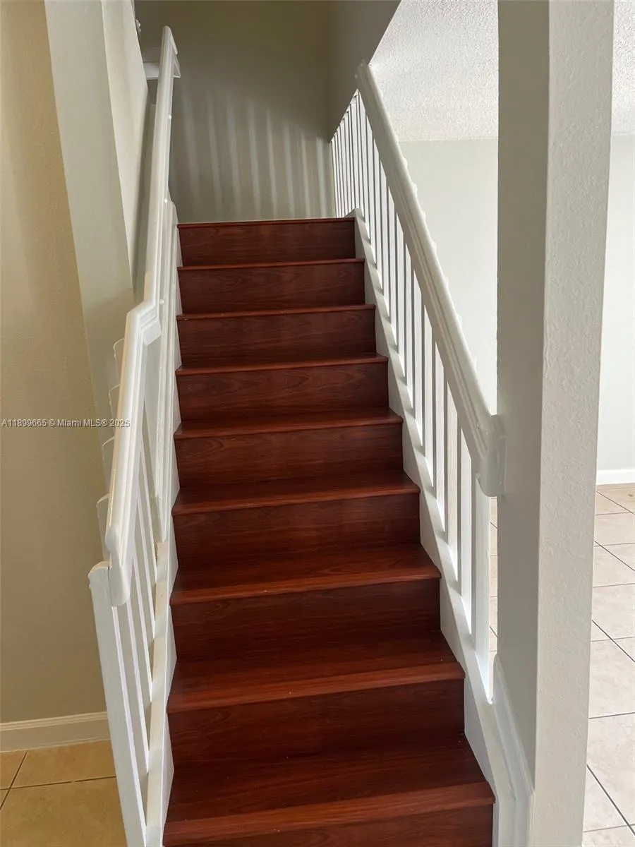 5078 NW 114th Path