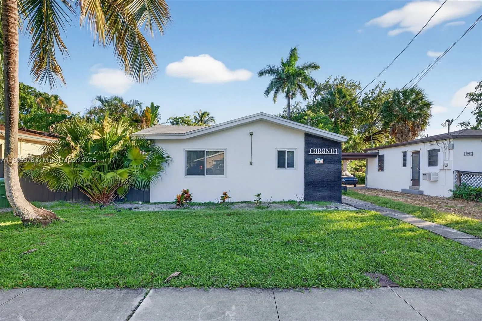 1004 W Las Olas Blvd