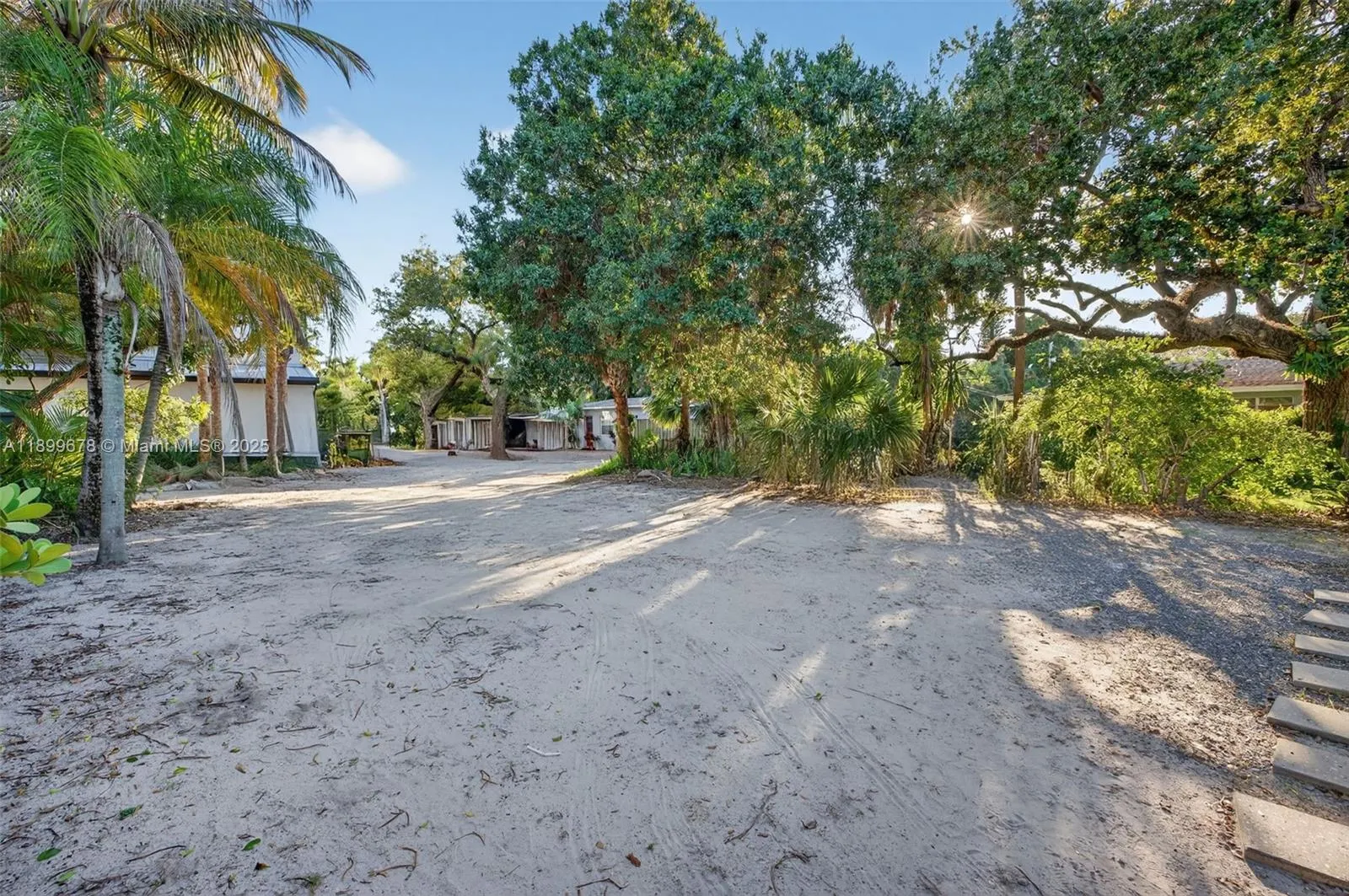 1004 W Las Olas Blvd