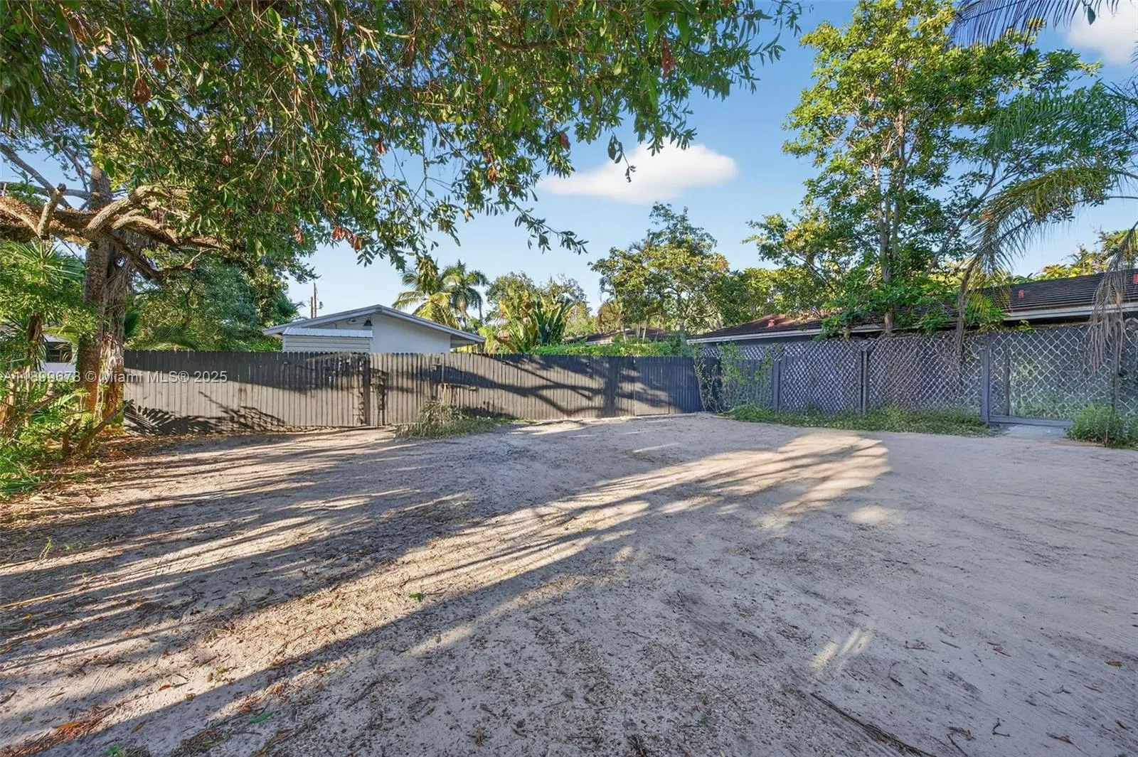 1004 W Las Olas Blvd