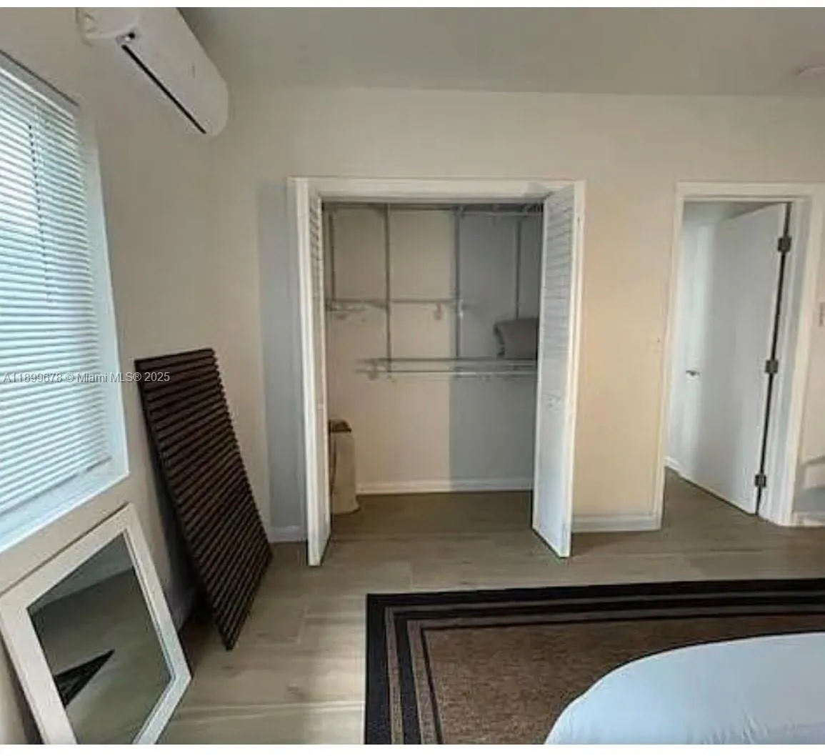 1004 W Las Olas Blvd