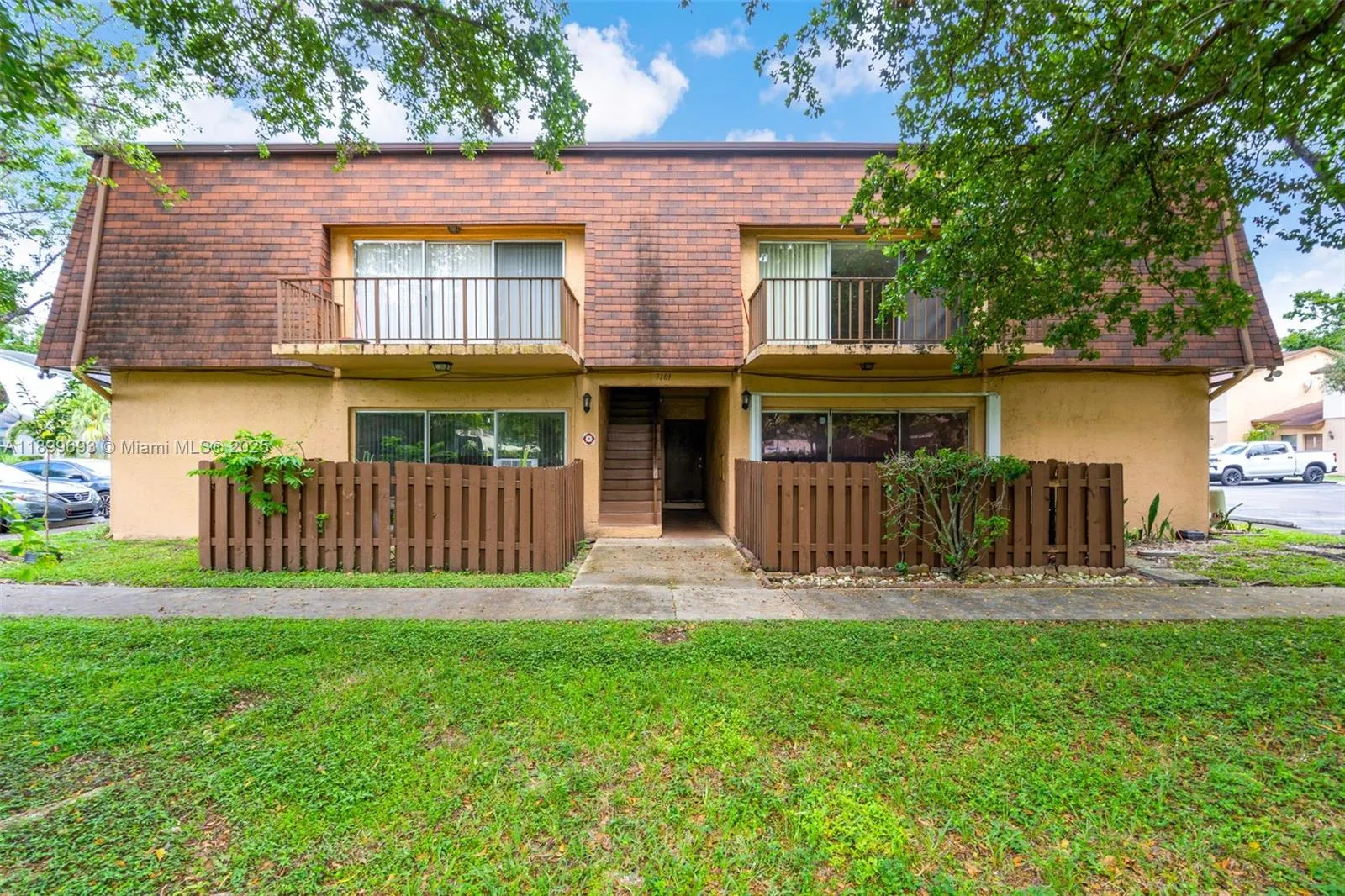 7101 W Sunrise Blvd, #A2