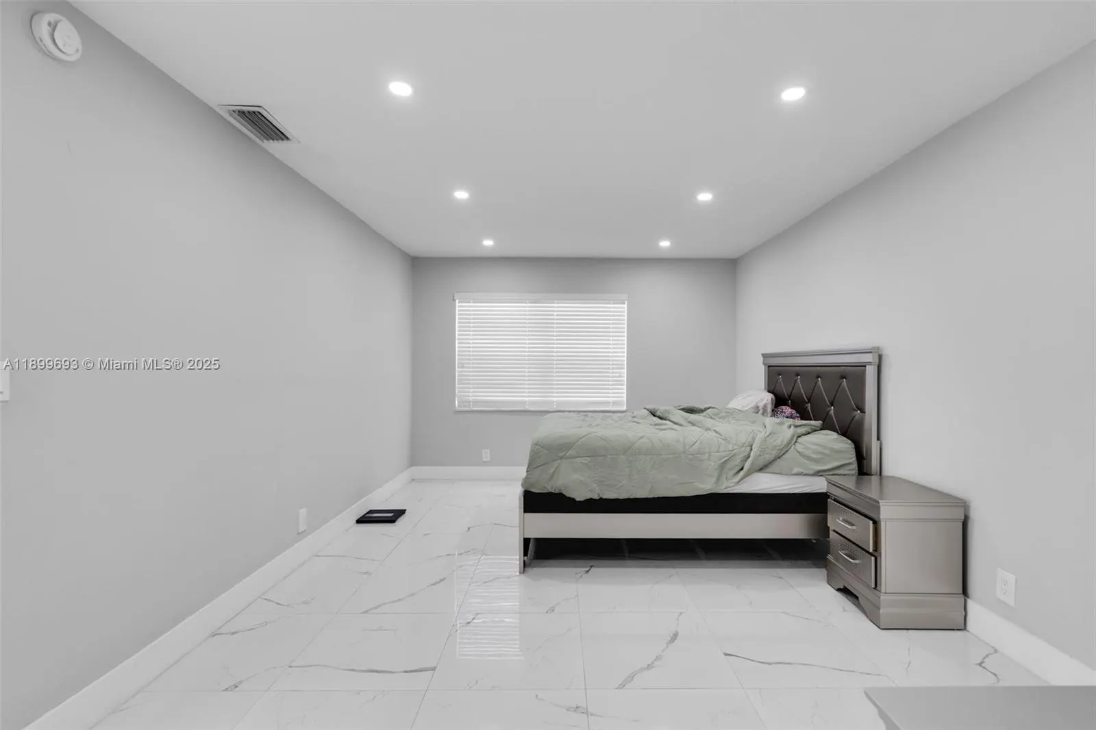 7101 W Sunrise Blvd, #A2