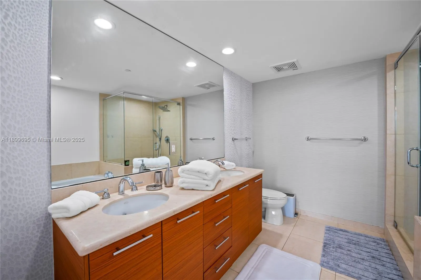 50 Biscayne Blvd, #2308