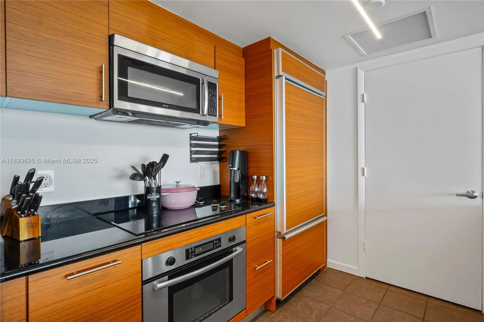 50 Biscayne Blvd, #2308