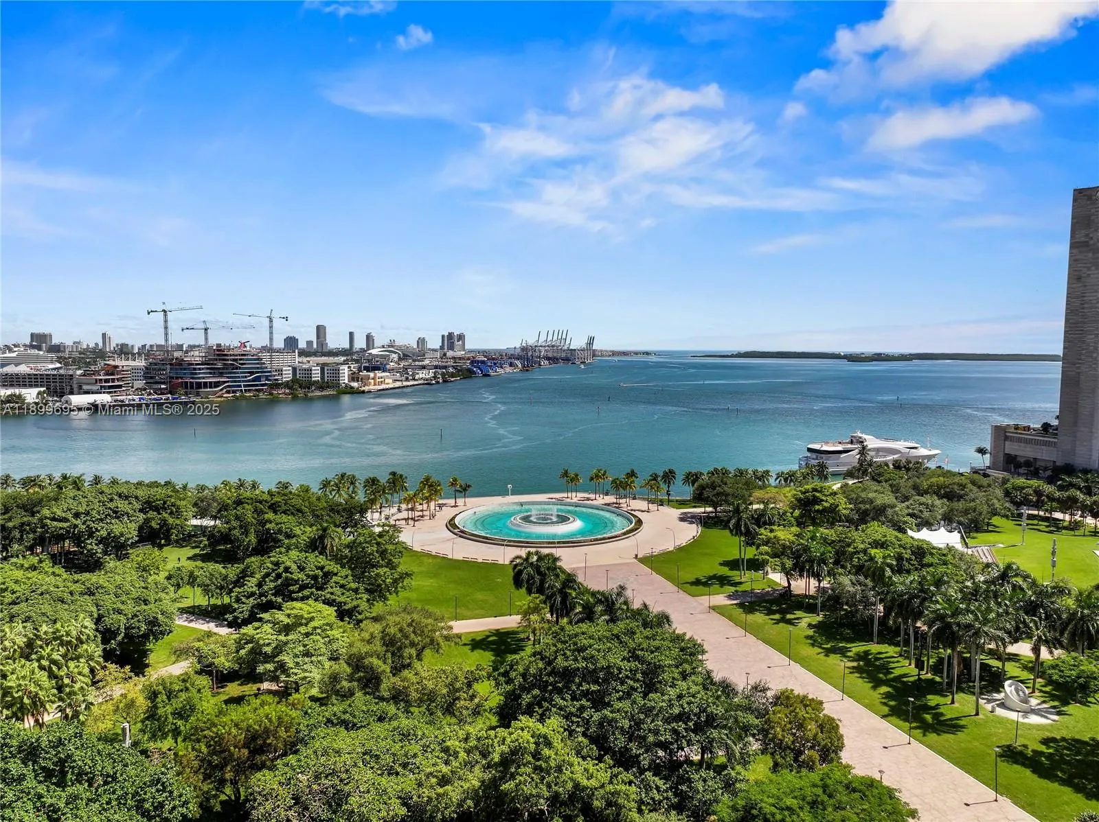 50 Biscayne Blvd, #2308
