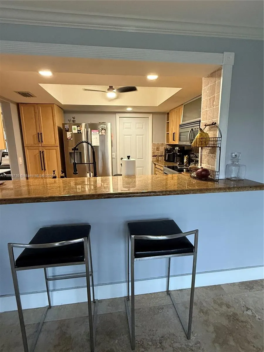 11411 NW 37th Pl