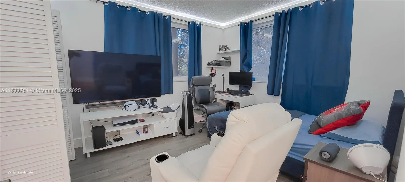 1080 Del Lago Cir, #201