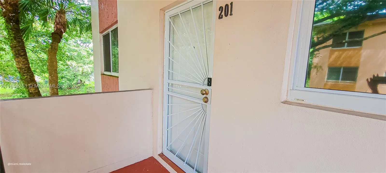 1080 Del Lago Cir, #201