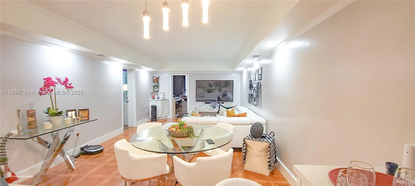 1080 Del Lago Cir, #201
