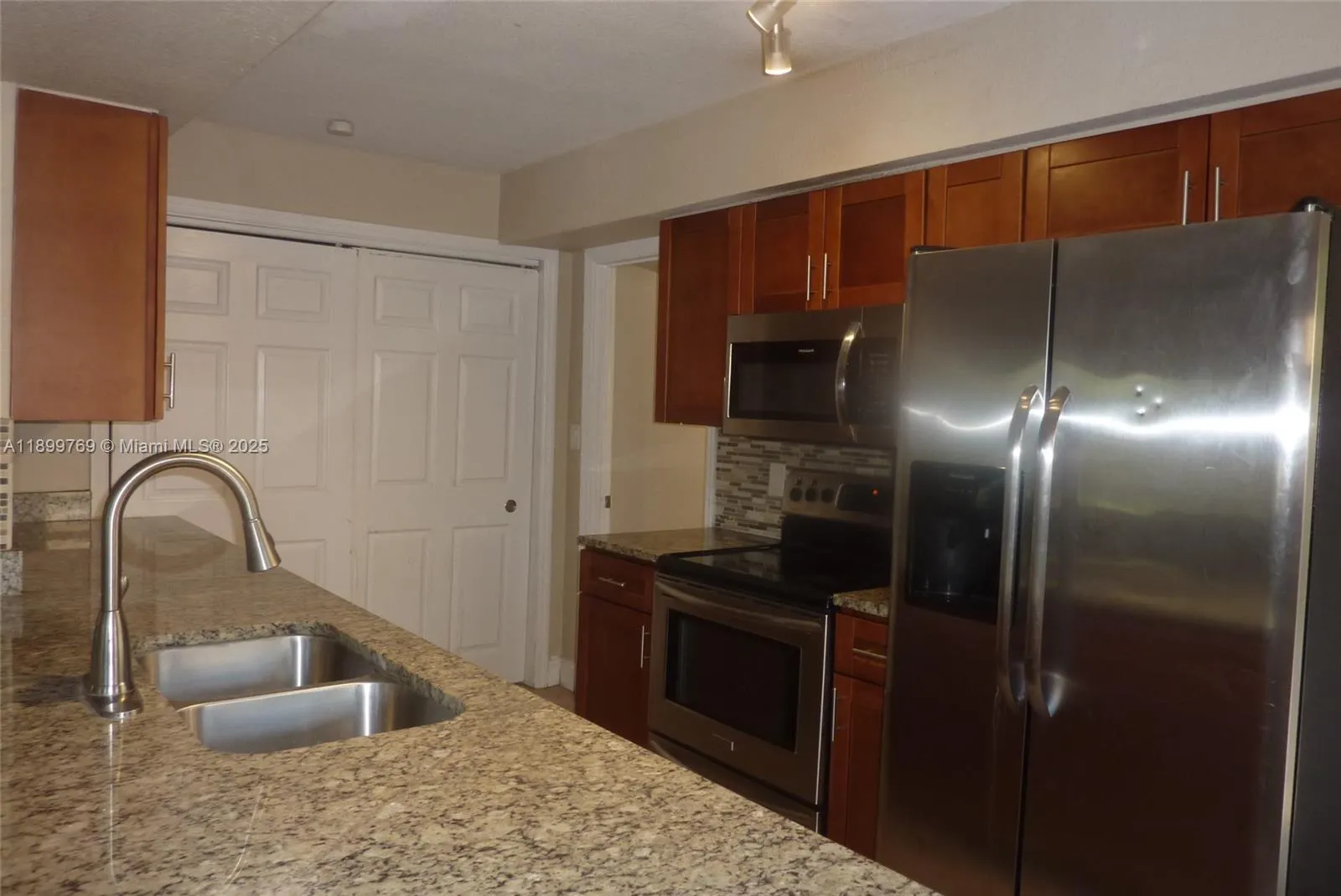 2545 NW 59th Ave