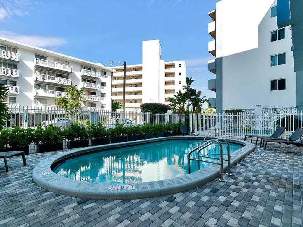 1658 Bay Rd, #505