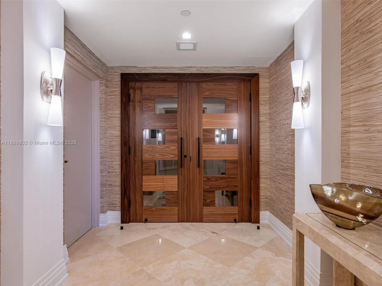 3501 N Ocean Dr, #6E