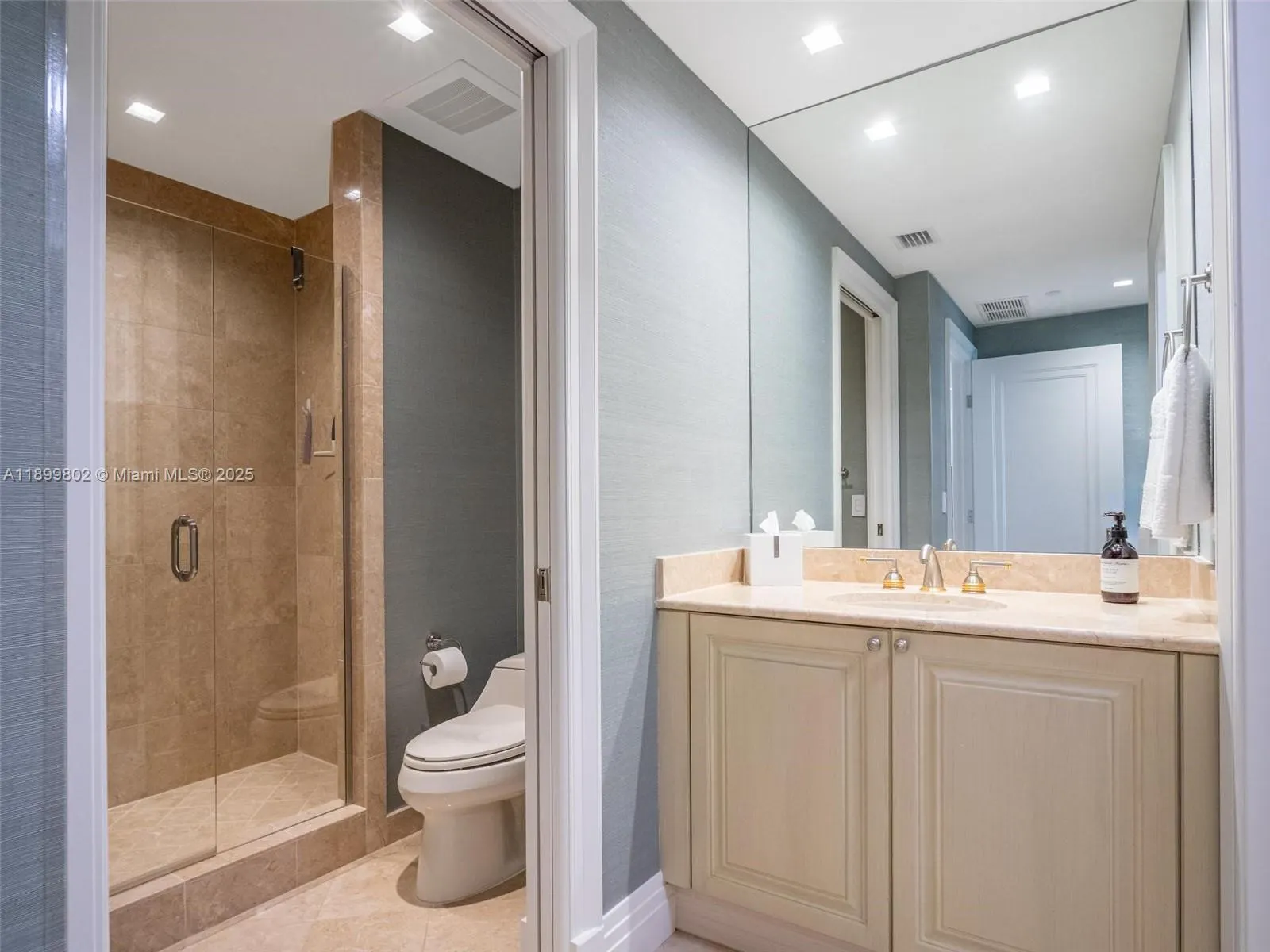 3501 N Ocean Dr, #6E