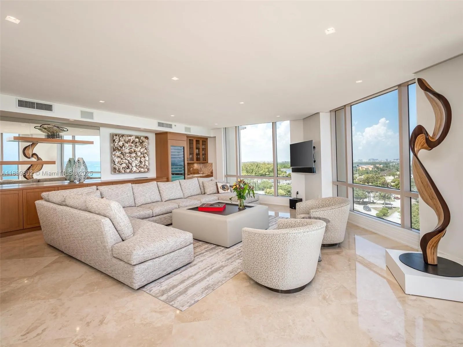 3501 N Ocean Dr, #6E
