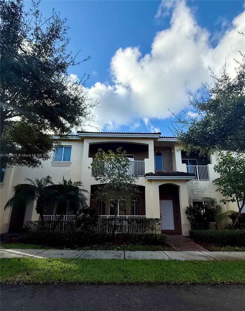 1641 SE 23rd Path