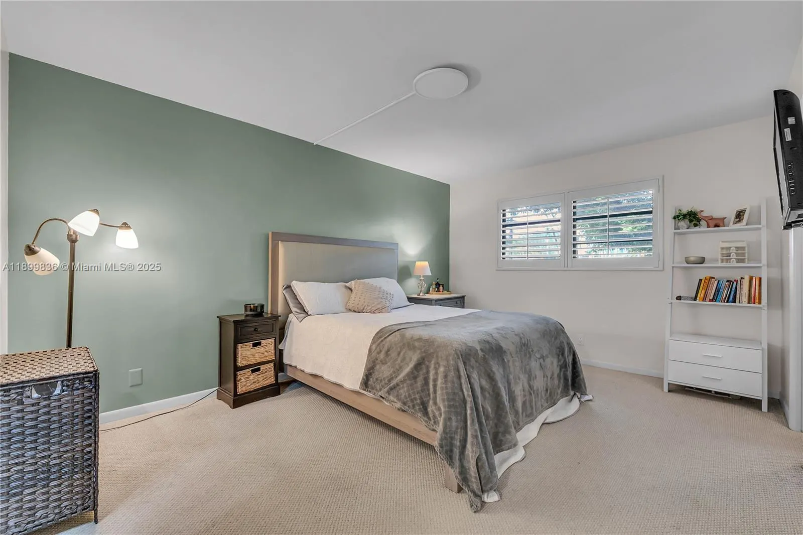 1759 NE 39th Ct, #1301