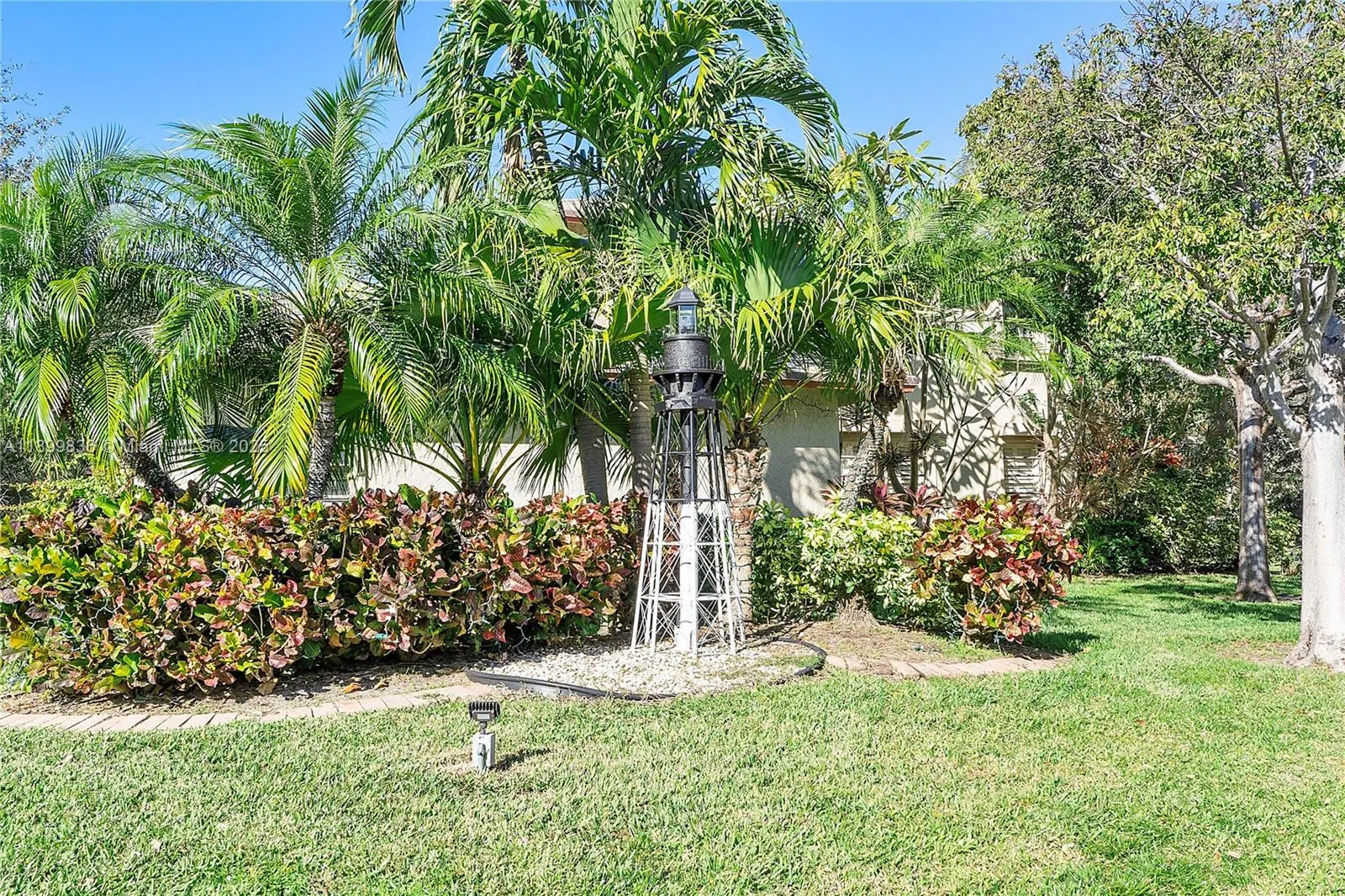 1759 NE 39th Ct, #1301