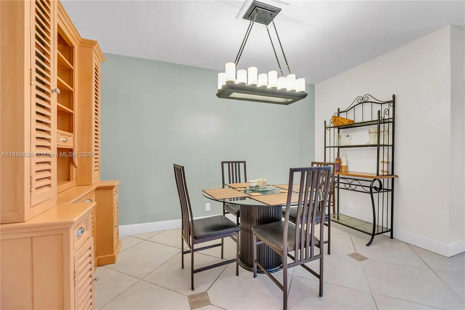 1759 NE 39th Ct, #1301