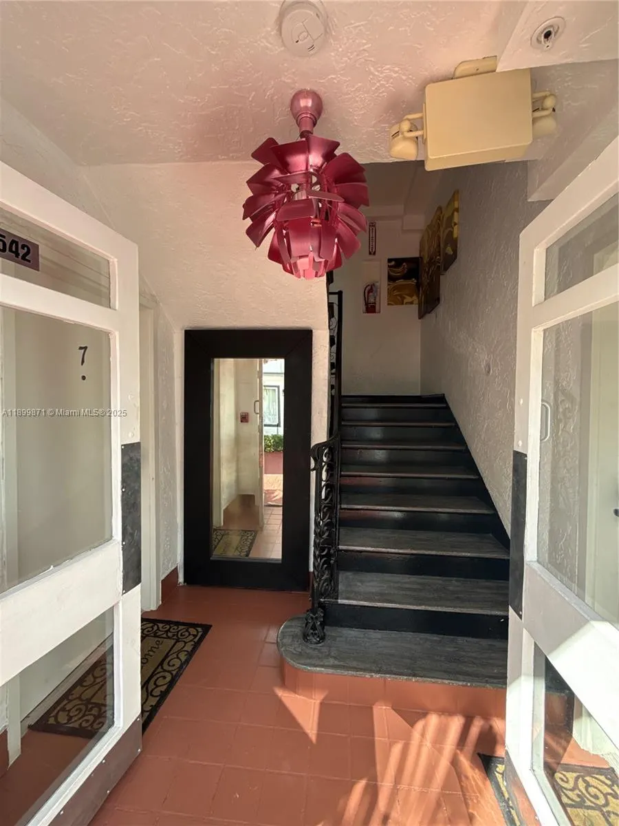 1538 Jefferson Ave, #5
