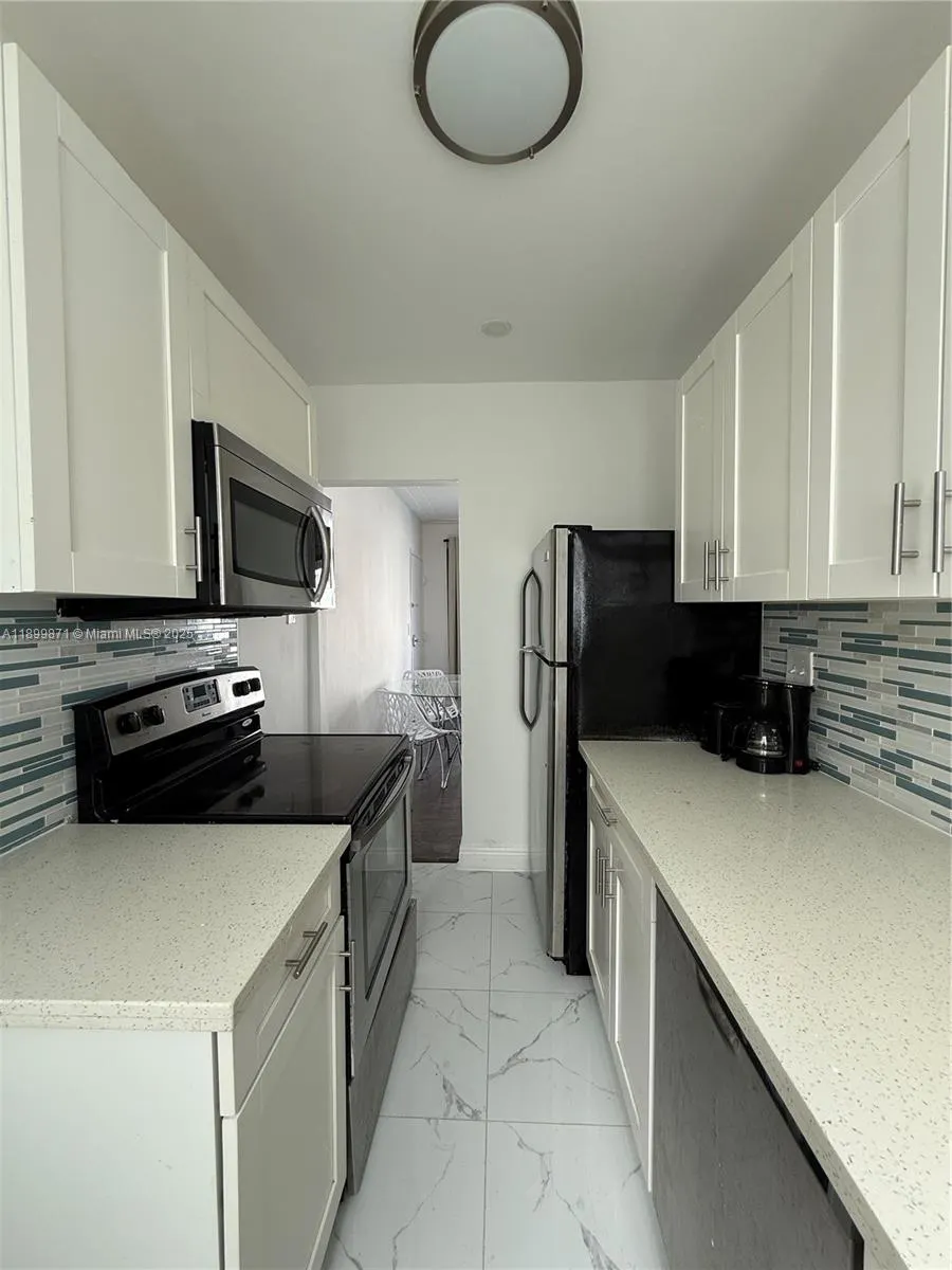 1538 Jefferson Ave, #5