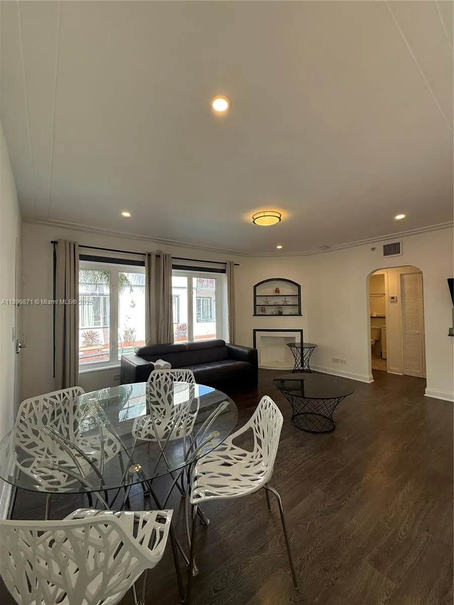 1538 Jefferson Ave, #5
