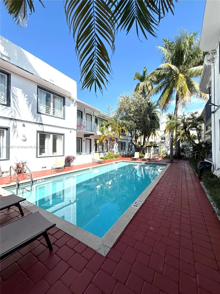 1538 Jefferson Ave, #5